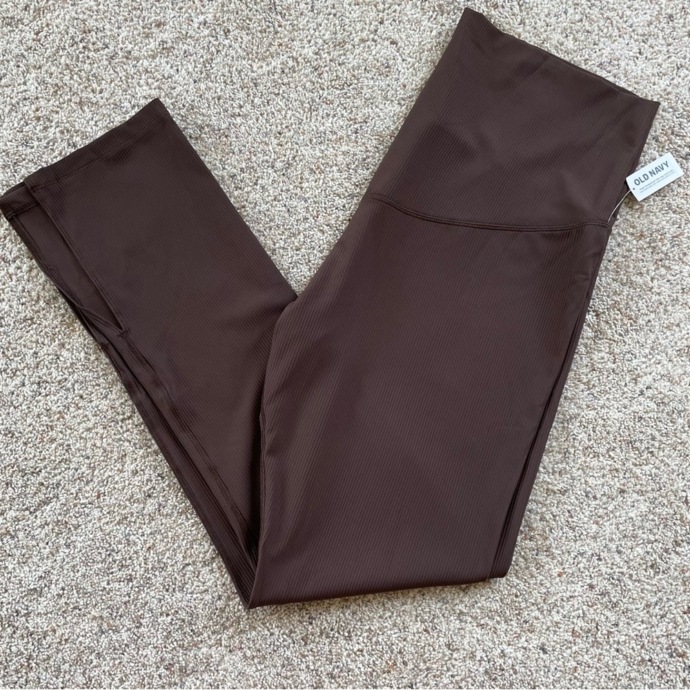 Maternity leggings/ yoga pants